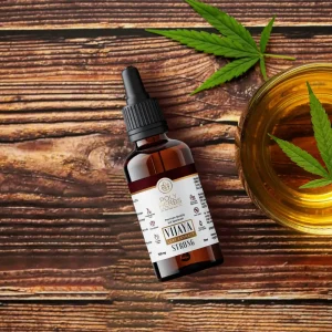 Poly-Herbs STRONG Extract Oil.